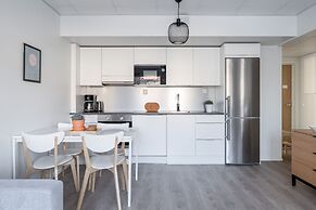 2BR Downtown Home with Balcony & BEST Location