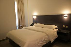 Garden City Hotel