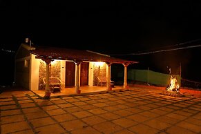 Chow Chow Valley Resorts
