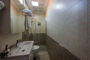 Comfort Suites Hotel