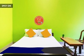 Goroomgo Sun Plaza Lodge Konark