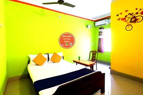 Goroomgo Sun Plaza Lodge Konark