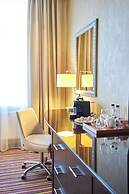 River Palace Hotel