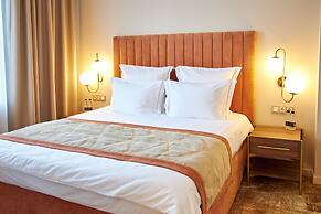 River Palace Hotel