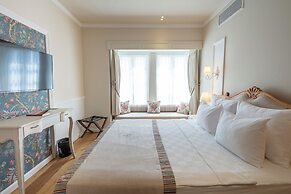 Rasim Palas (Adults Only +12)