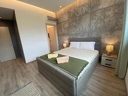 Brand NEW 2-bed Apartment in Agios Athanasios