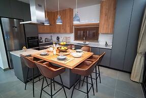Brand NEW 2-bed Apartment in Agios Athanasios