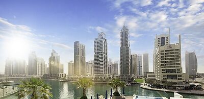 LUX Contemporary Suite Marina View 3