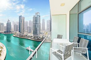 LUX Contemporary Suite Marina View 3
