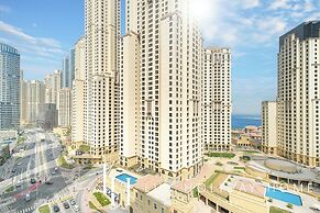 LUX Contemporary Suite Marina View 3