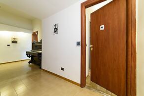 Inside Chiaia rooms