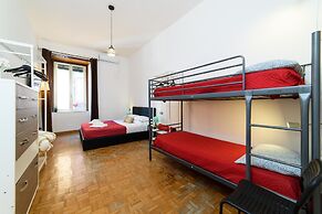 Inside Chiaia rooms