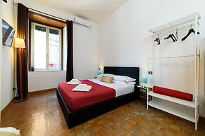 Inside Chiaia rooms
