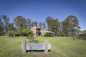 Moffat Falls Lodge