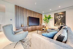 Ultra Luxurious 4 Bed Apartment