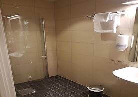 Chesterfield Hotel