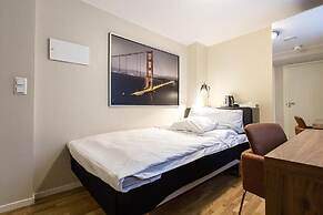 Chesterfield Hotel