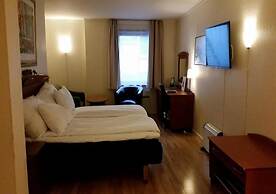Chesterfield Hotel