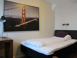Chesterfield Hotel