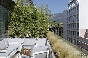 The Athenians Art Apartments