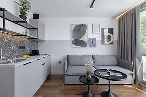 The Athenians Art Apartments