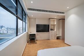 Uptown Hotel