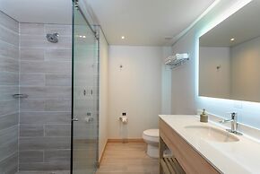 Aquamare Hotel