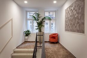 Mera Hotel
