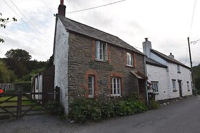 Riverside Cottage Brendon
