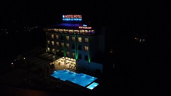 Yason Blue Hotel
