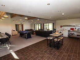Dale's Lodge