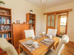 Moybella Lodge