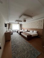 INDİANA HOTEL
