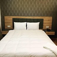 INDİANA HOTEL