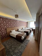 INDİANA HOTEL
