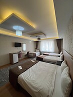 INDİANA HOTEL