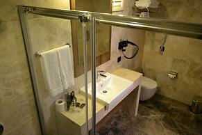 Engin Otel