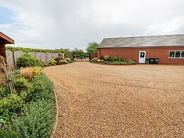 Oak Lodge