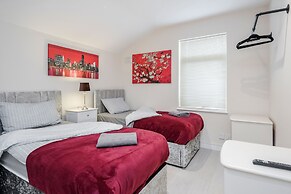 Bedford Hospital Studio Apartment - Victoria D