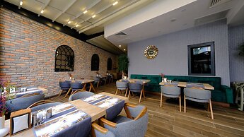 Mai Inci Hotel