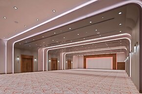 The WB Abu Dhabi, Curio Collection by Hilton