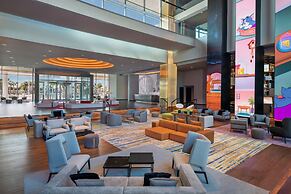 The WB Abu Dhabi, Curio Collection by Hilton