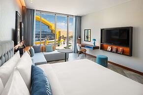 The WB Abu Dhabi, Curio Collection by Hilton