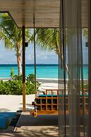 Hilton Maldives Amingiri Resort & Spa