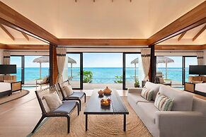 Hilton Maldives Amingiri Resort & Spa