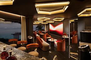 Hilton Maldives Amingiri Resort & Spa
