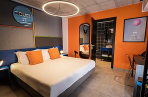 IKYK Hotel - IK Collection