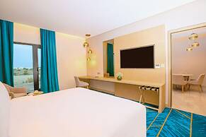 Maani Muscat Hotel & Apartments
