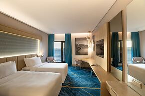 Maani Muscat Hotel & Apartments