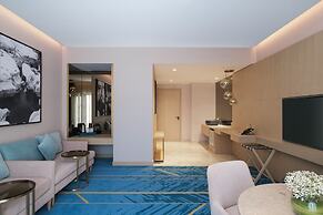 Maani Muscat Hotel & Apartments
